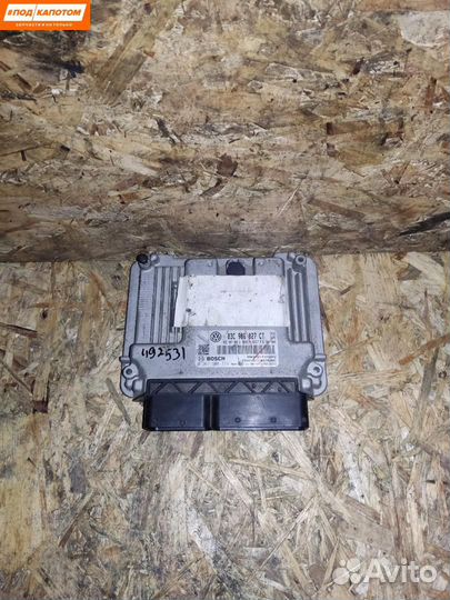 Блок управления двигателем Volkswagen 03C906027CT