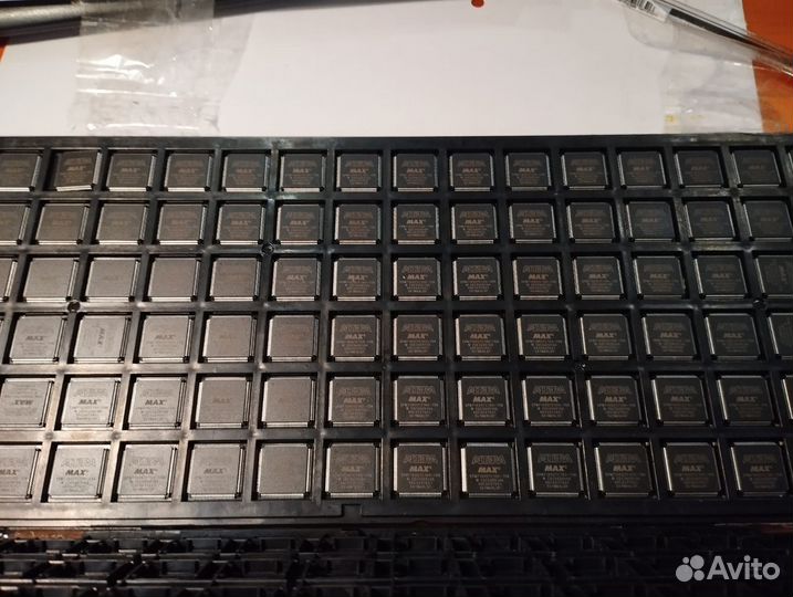 Продам микросхемы смотри список