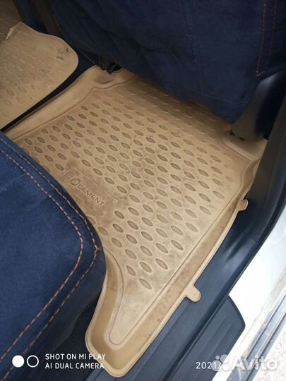 Автомобильные коврики резиновые