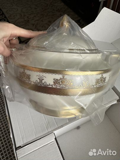 Чайно столовый сервиз на 12 персон