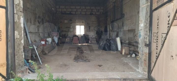 Гараж, > 30 м²