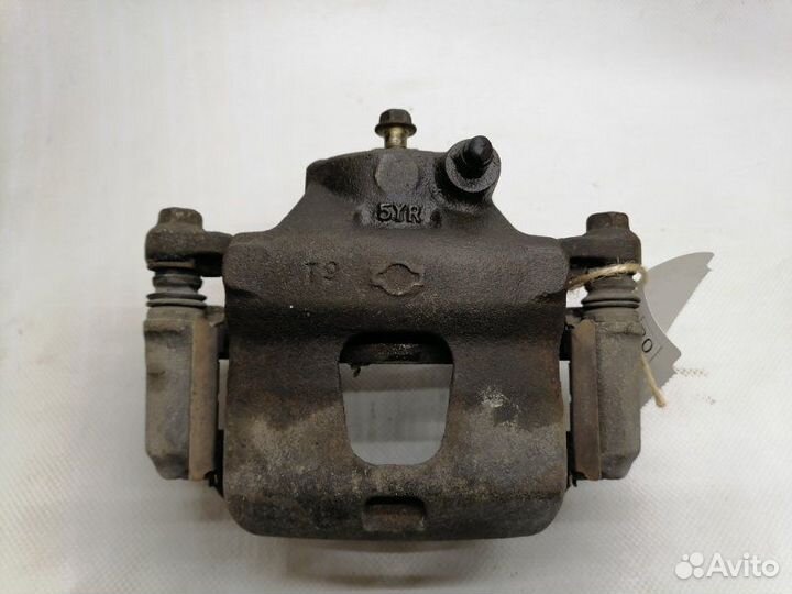 Суппорт тормозной передний правый Nissan Maxima