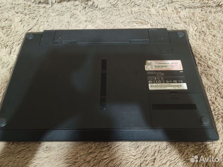 Ноутбук Samsung NP300V5A-S0ARU