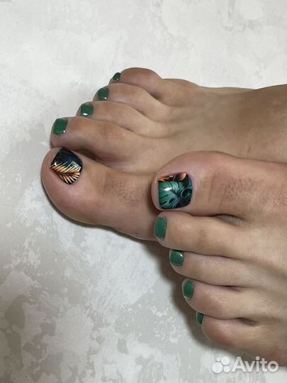 Маникюр,педикюр,подологические услуги