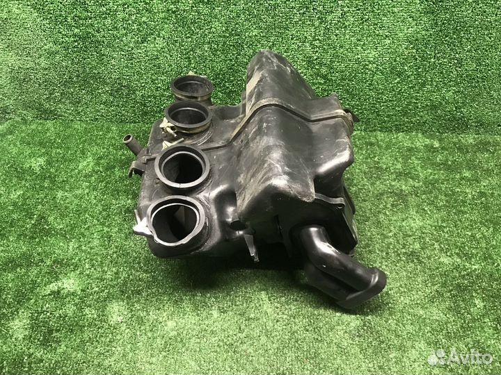 Корпус воздушного фильтра Honda CBR750F RC27