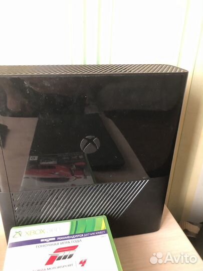 Xbox 360 E 500gb