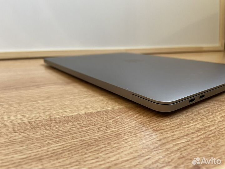 Apple MacBook Pro 13 2018 256gb