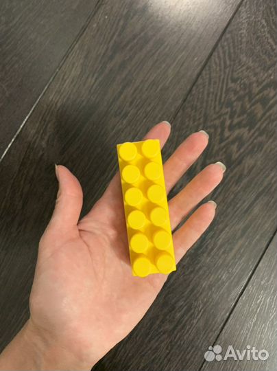 Детский коеструктор типа Лего