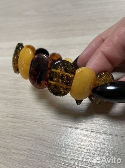 Браслет янтарь