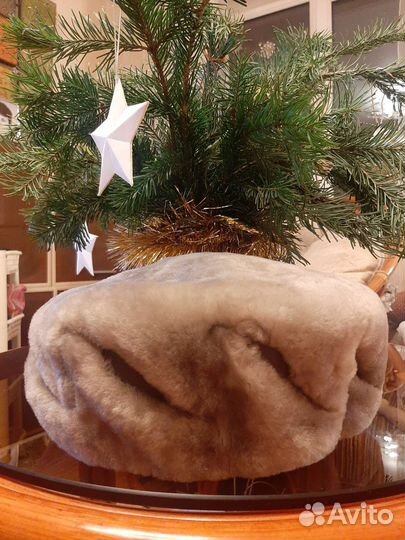 Берет женский меховой