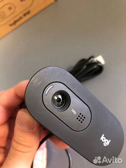 Веб-камера Logitech HD Webcam C505e