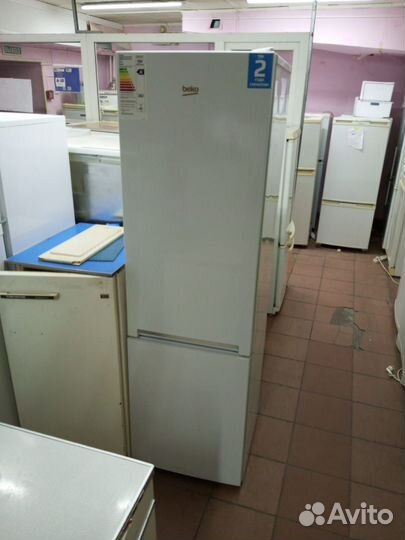 Двухкамерный Холодильник Веко ноуфрост