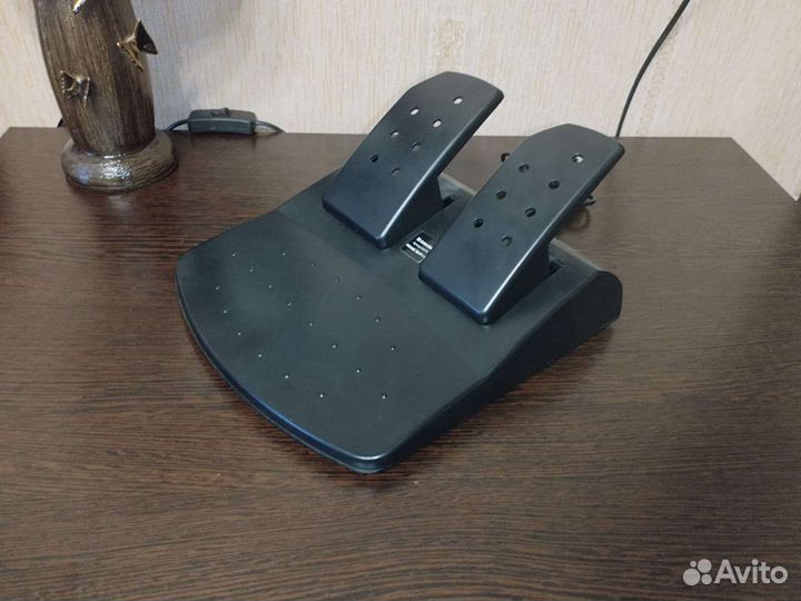 Игровой руль Defender Forsage Drift GT