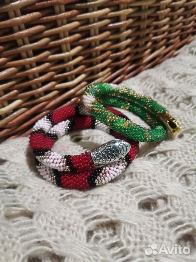 Браслет Змея из бисера
