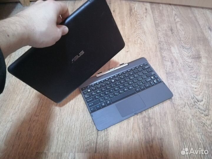 Нетбук Asus Transformer Pad K018 (TF103CG)