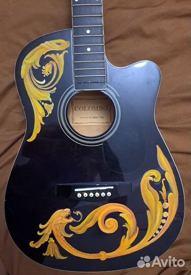 Акустическая гитара