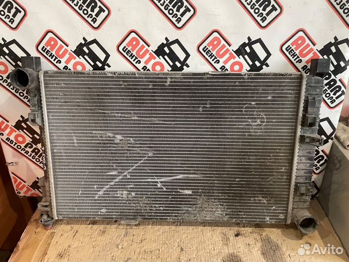 Радиатор основной Mercedes C200 W203 M111 МКПП