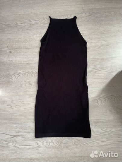 Плать Pull and bear