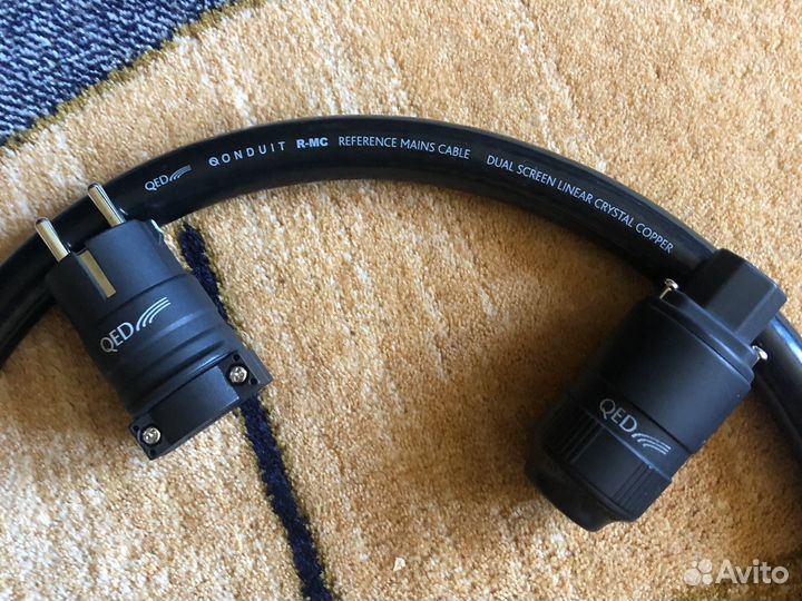 Силовой кабель QED Conduit R-MC Reference 1.5 m