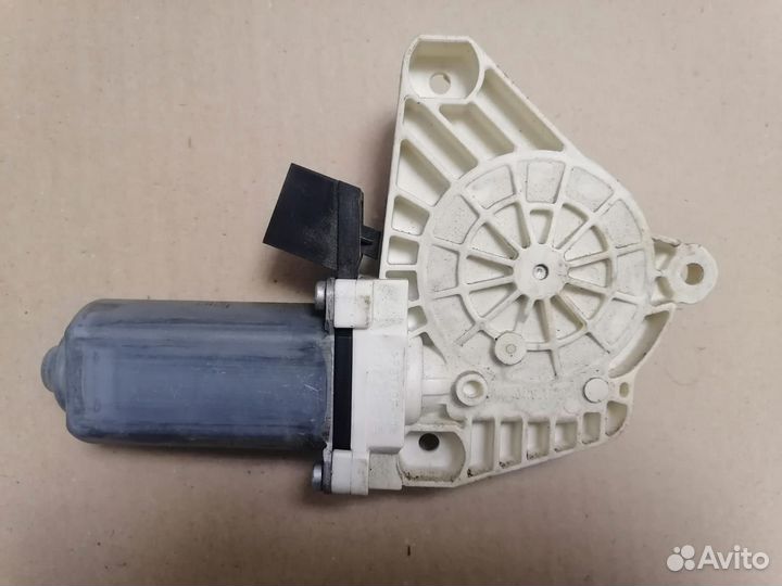 Мотор стеклоподъёмника Mercedes w221