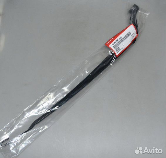Поводок стеклоочистителя дворника Honda Accord 9