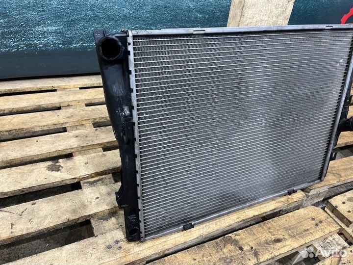 Радиатор охлаждения двигателя Bmw 1 E87 N46B20