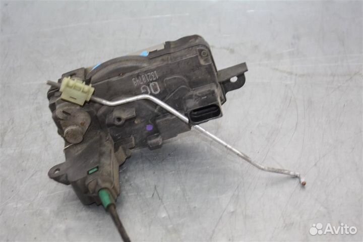 Замок двери передней правой Opel Astra H