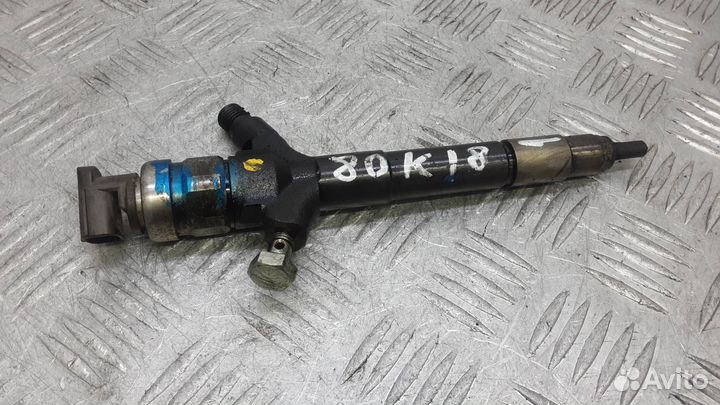 Форсунка топливная Mitsubishi L200 4 2010 1465A041