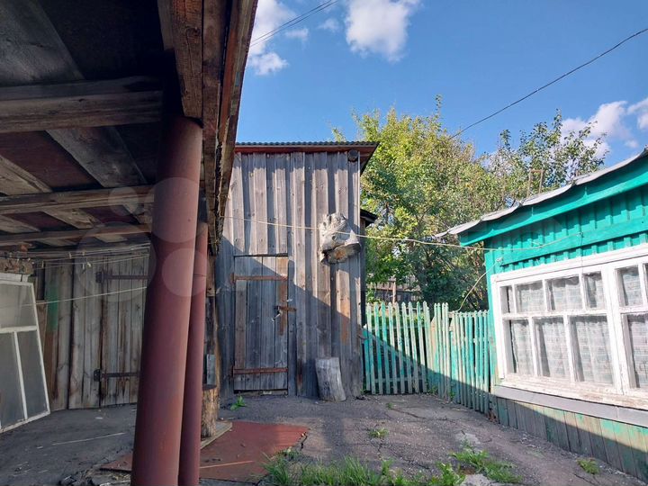 Дом 63 м² на участке 2 сот.