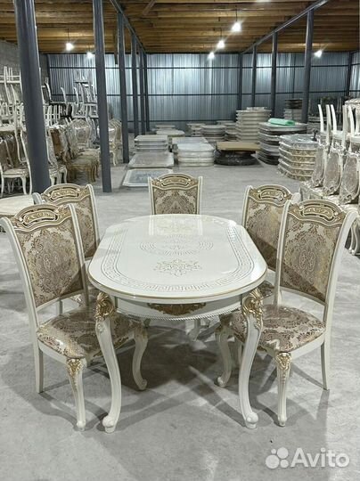 Стол и стулья в гостиную.Оплата при получении