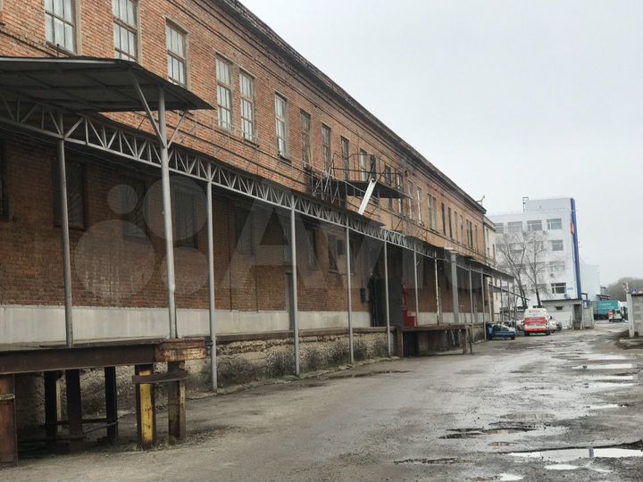 Склад, 4823 м²
