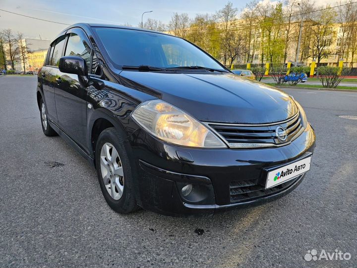 Nissan Tiida 1.6 AT, 2011, 130 000 км