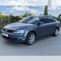 Volkswagen Jetta 1.6 MT, 2012, 260 000 км, с пробегом, цена 665 000 руб.