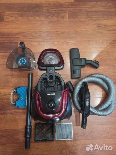 Пылесос Samsung SC18M21