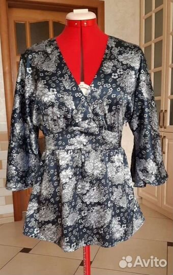 Женские вещи 46-48. Блузы, платья, брюки