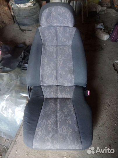 Сиденье с ваз 2110