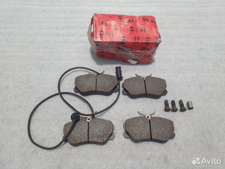 Колодки передние Alfa Romeo 164 оригинал