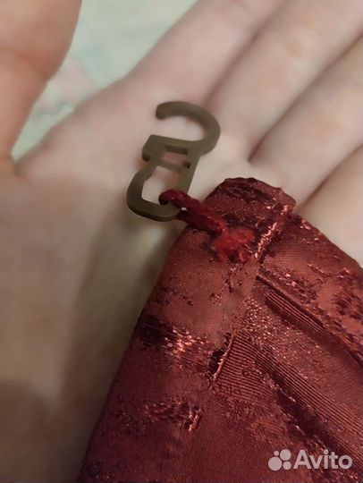 Шторы бордовые, высота 240, ширина 390