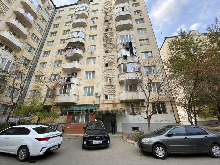 2-к. квартира, 53 м², 3/10 эт.