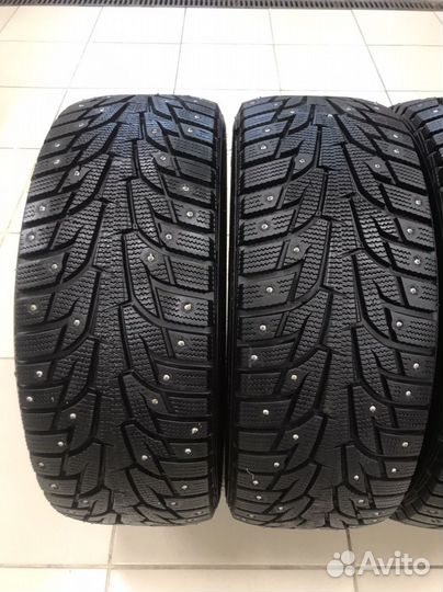 Hankook Winter I'Pike 215/45 R17 91