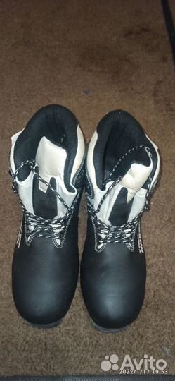 Лыжные ботинки rossignol