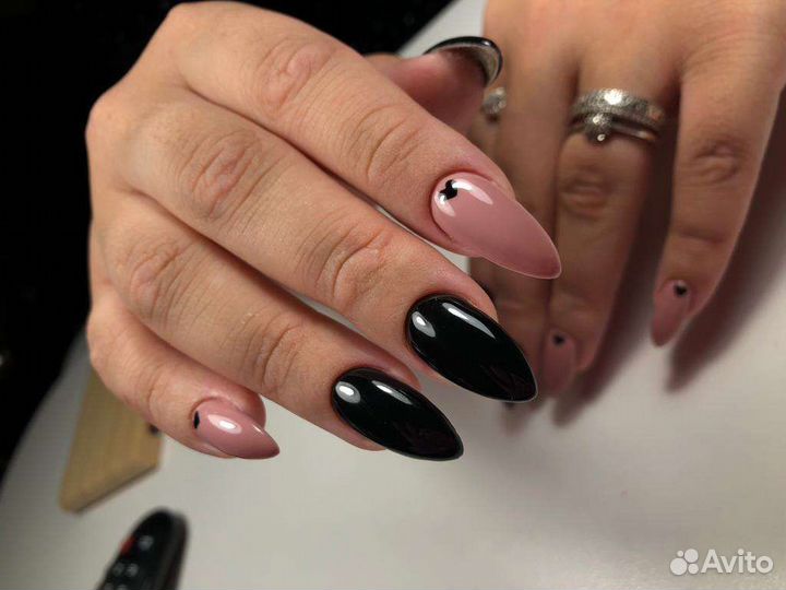 Маникюр и педикюр на дому