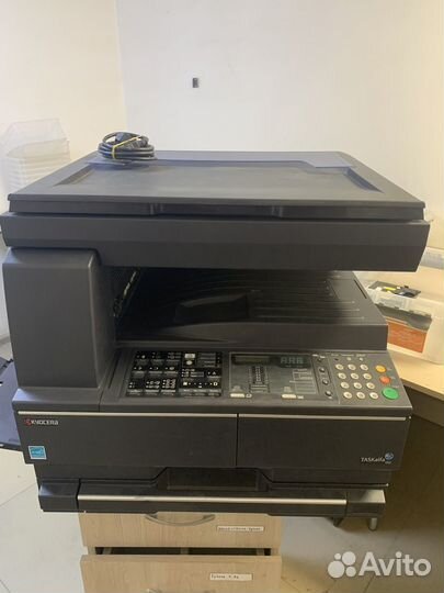 Kyocera tascalfa 180 + плата принтера