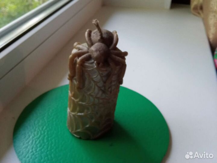 Восковая натуральная свеча