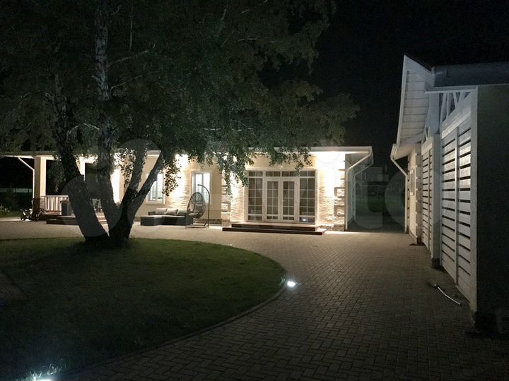 Дом 290 м² на участке 30 сот.