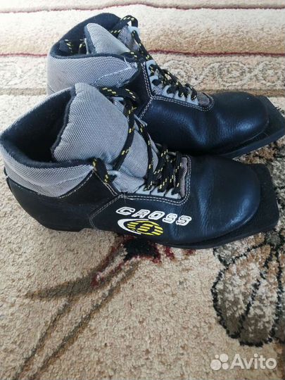 Лыжные ботинки cross