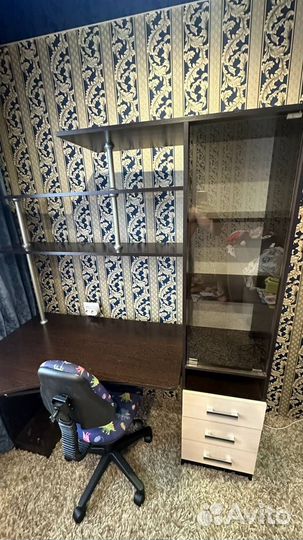Стол компьютерный с креслом
