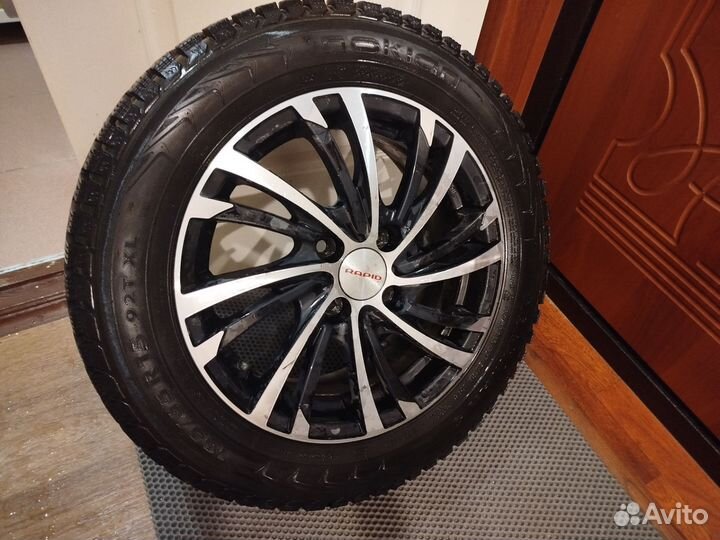 Nokian 185/65 R15(шины, колеса и литые диски) 4шт