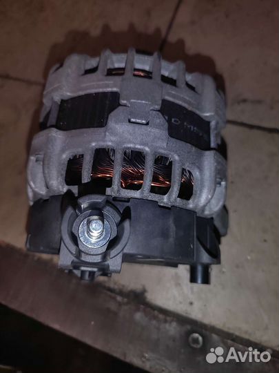 Генератор Range Rover Evoque L538 2011-2018