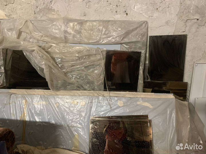 Зеркала, стена из зеркал